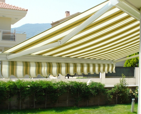 Çeşme Tente Pergola, Kasetli Tente Modeli 2 Çeşme Tente Pergola, Kasetli Tente Modeli 2
